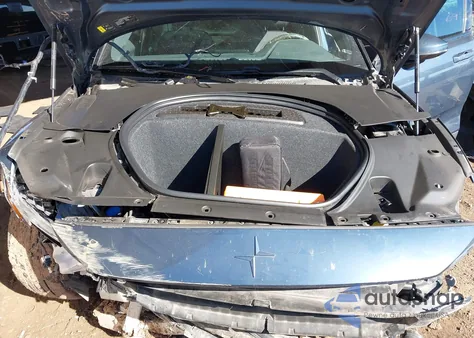 2024 Polestar 2 Long Range Single Motor/Long Range Single Motor Plus z USA, uszkodzony, nr VIN YSMFE3KA3RL235155